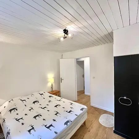 Апартаменты De La Croix D'egat *