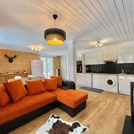 De La Croix D'egat Apartment
